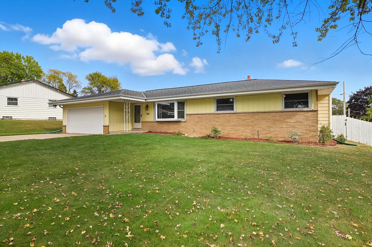 7416 North 42nd STREET, Milwaukee, WI 53209 | Zillow