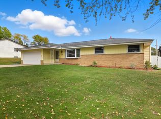 7416 N 42nd St, Milwaukee, WI 53209