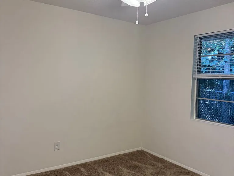 108 Scranton St #5 — Photo 9