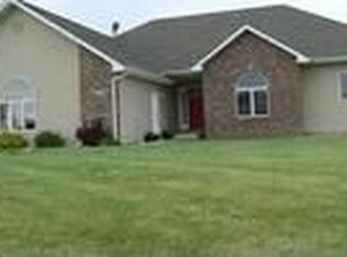 255 Fieldstone Dr, Hebron, IN 46341