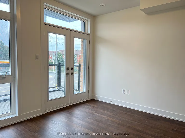 12860 Yonge St #11 — Photo 3