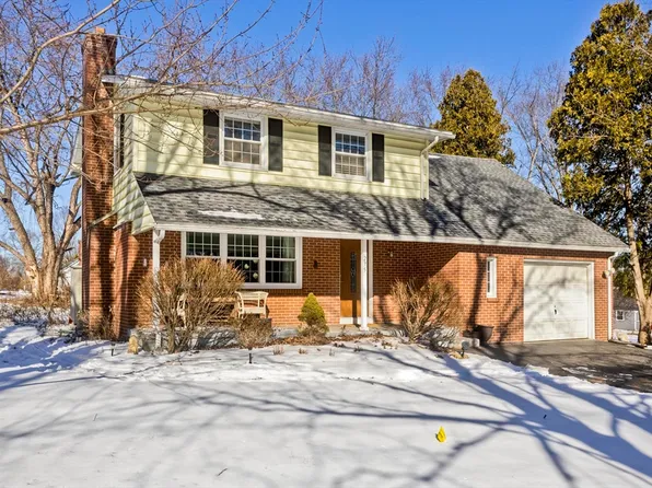 275 Brainerd St, South Hadley, MA 01075