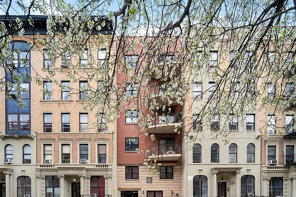 Rented by Compass | media 14