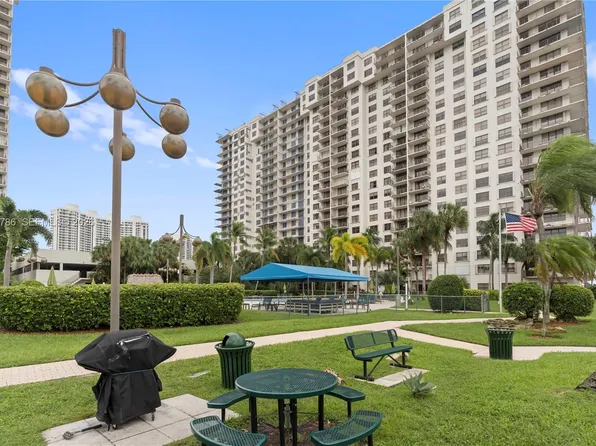18151 NE 31st Ct, Aventura, FL