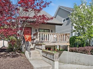217 Central Park Ave, Wilmette, IL