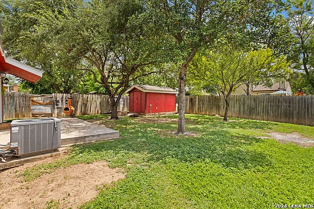 6202 Valley Pawn — Photo 14