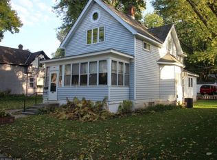 220 Sidney St E, Saint Paul, MN 55107