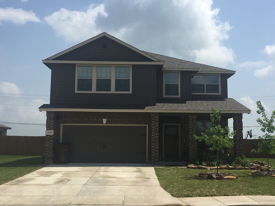 1st image of 1614 Paintbrush Dr