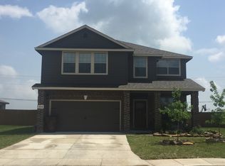 1614 Paintbrush Dr, Lockhart, TX 78644