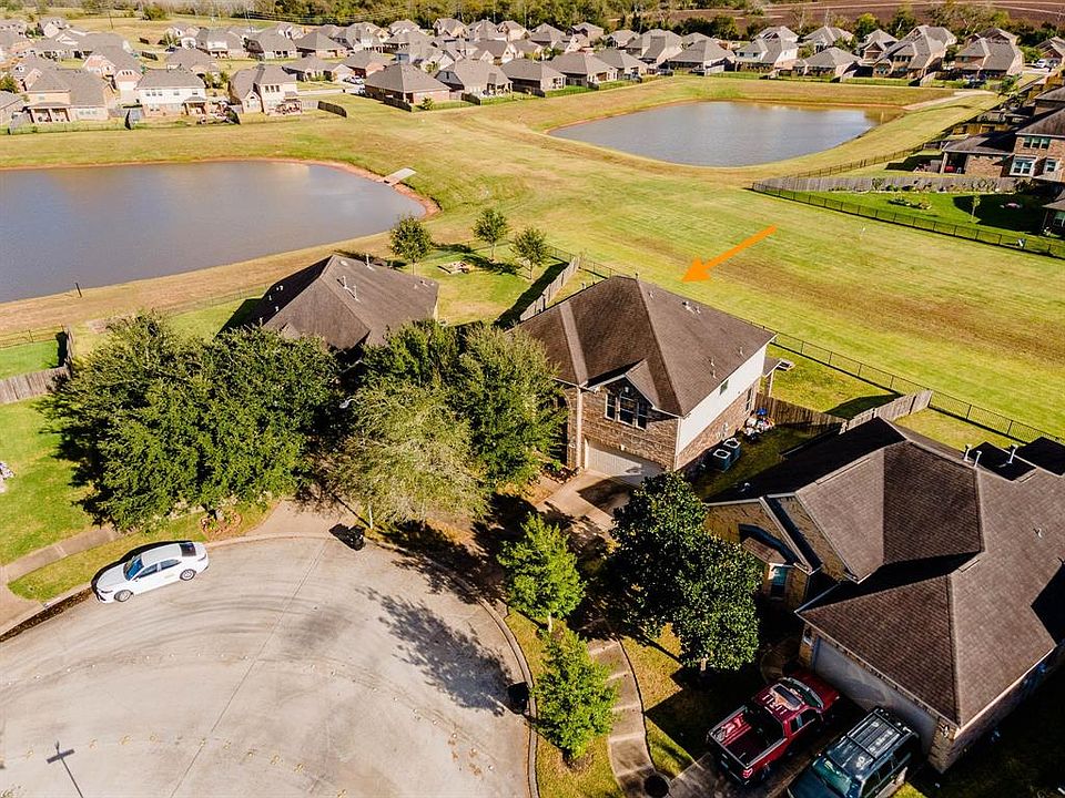 1st image of 6007 Oxford Lake Dr
