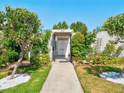 687 Avenida Sevilla Unit B, Laguna Woods, CA, 92637
