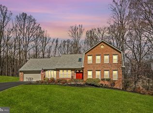 5500 Sandy Folly Ct, Fairfax Station, VA 22039