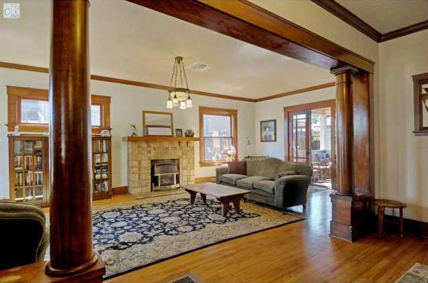 Must See Beautifully Restored Historically Contributing Craftsman In South Park. 3 Bed 2 Bath $7,... — Photo 2