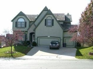 7217 Mullen St, Shawnee, KS 66216