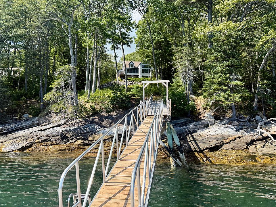 1st image of 5 Southern Point Road
