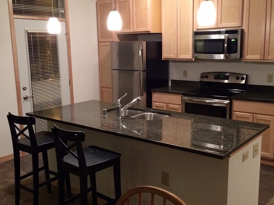 2nd image of 225 Riverfront Ter APT 202