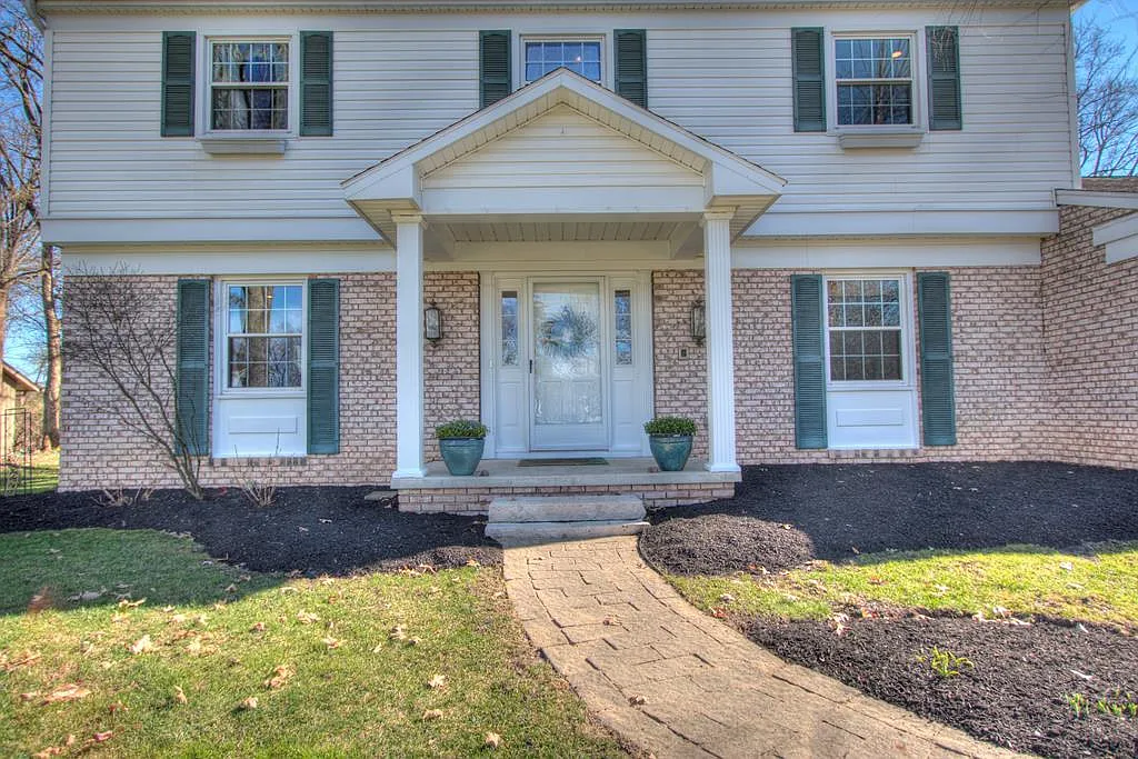 945 Villandry Dr photo 1