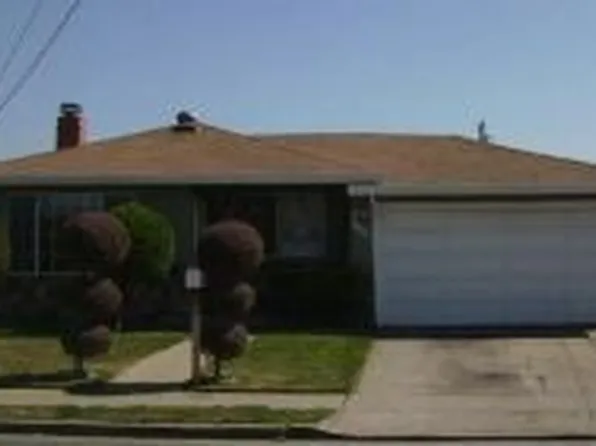 6388 Broadway Ave, Newark, CA 94560