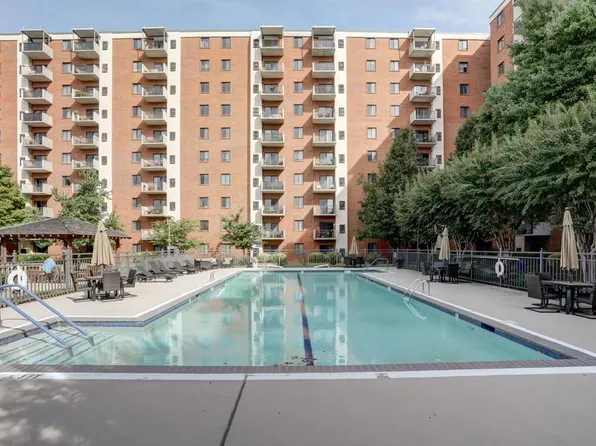 300 Johnson Ferry Rd NE Unit B1007, Atlanta, GA 30328
