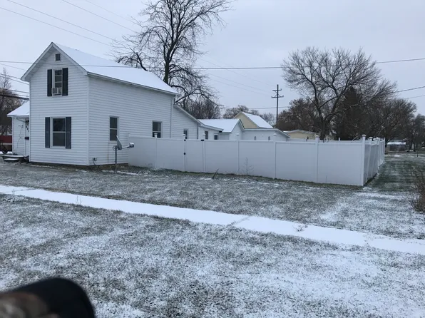 601 W Center St, Saint Louis, MI 48880