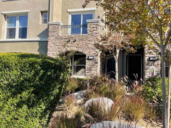 1379 Cattail Ct, San Marcos, CA 92078