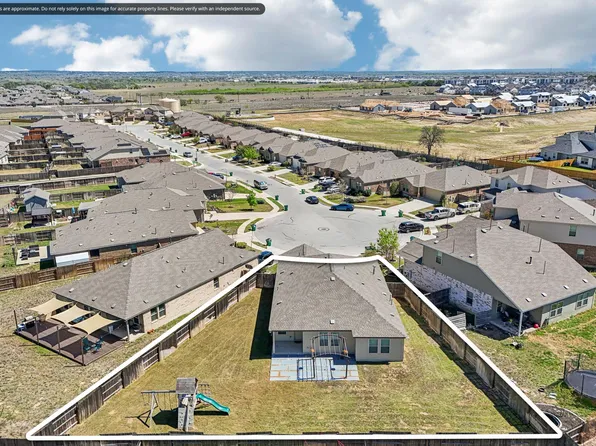 138 George Kimble Cv, Bastrop, TX 78602