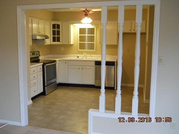 5th image of 9528 Fordham St
