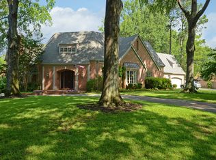 5298 Cole Rd, Memphis, TN 38117