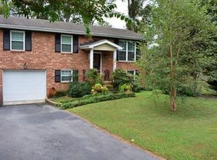 168 Howard Dr, Fort Oglethorpe, GA 30742