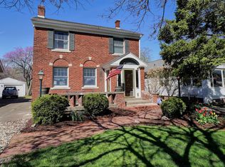 1813 Dial Ct, Springfield, IL 62704