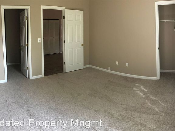 3rd image of 60 Bridgewater Ct #8807356