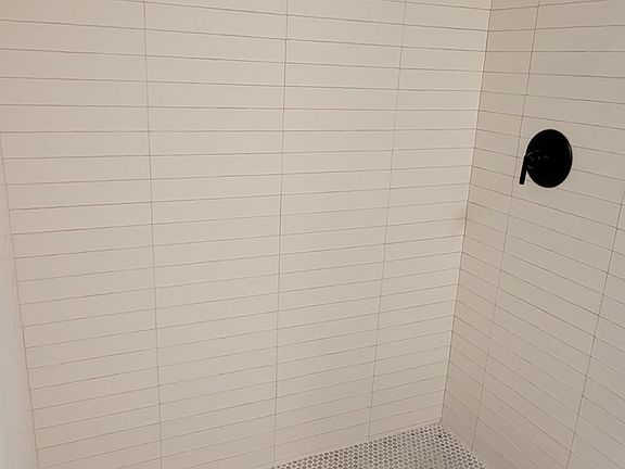 4th image of 4071 NE Cheri Dr