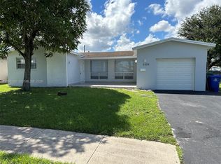 3608 Island Dr, Hollywood, FL 33023
