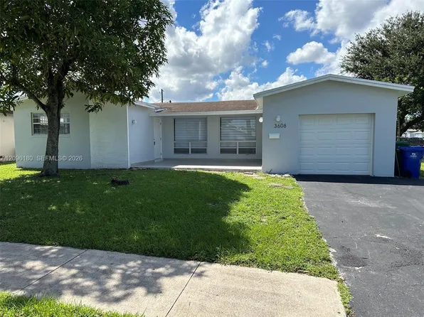 3608 Island Dr, Hollywood, FL 33023