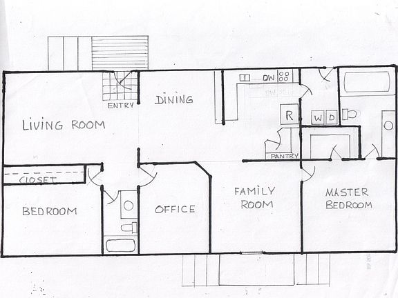 4th image of 331 NE Lakeshore Dr N