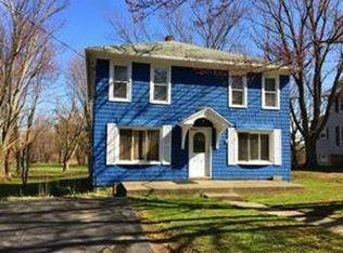 26 Lakeview Ave, Fredonia, NY 14063