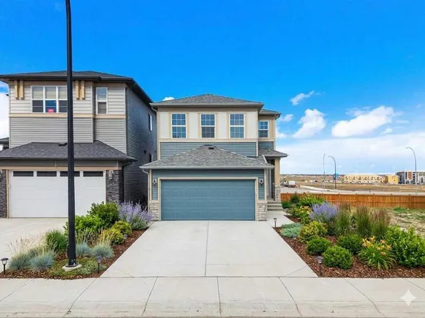 192 N Belmont Pl SW, Calgary, AB T2X 5T6