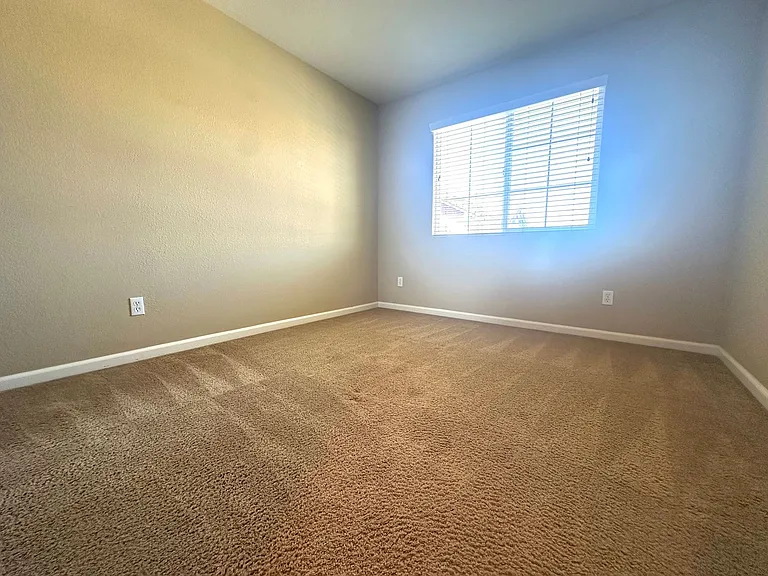 1377 Reagan Way — Photo 12