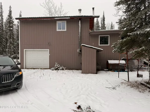 L2-B5 Blackburn St, Tok, AK 99780