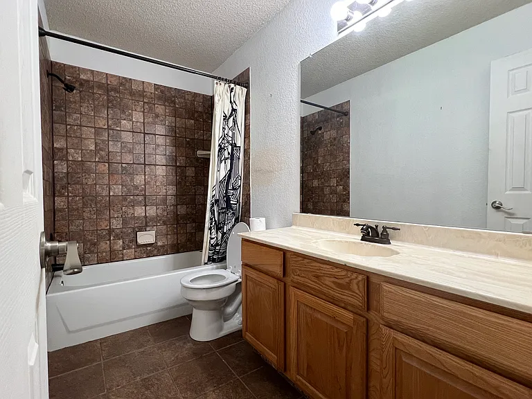 7644 Brittany Pl — Photo 16
