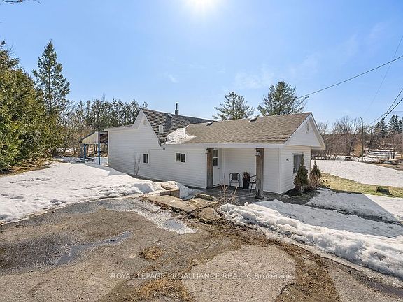 2nd image of 192 Crookston Rd