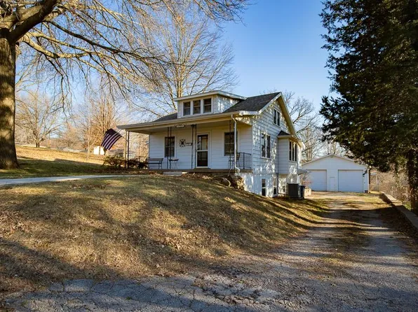 11813 & 11815 E Scarritt Ave, Independence, MO 64054