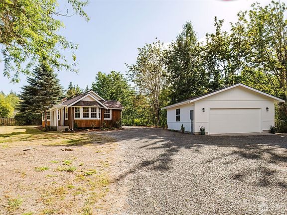 2nd image of 3338 Banner Road SE
