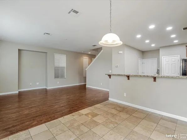 823 Woodson Dr, Oakland, CA 94603