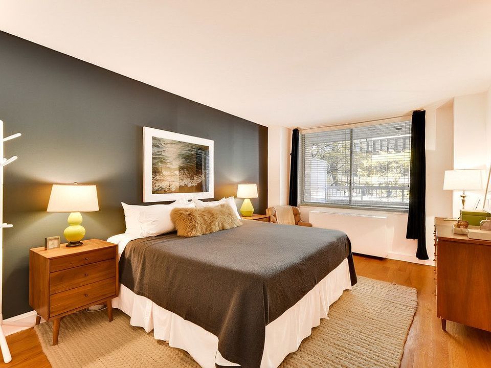 1st image of 424 W End Ave APT 2E