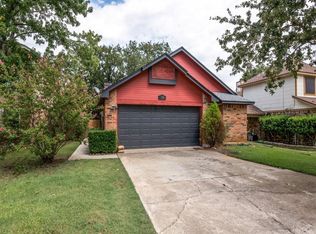 943 Boxwood Dr, Lewisville, TX 75067