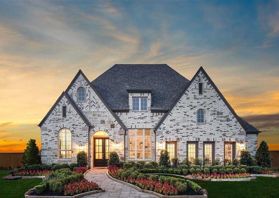1st image of 30910 S Creek Way