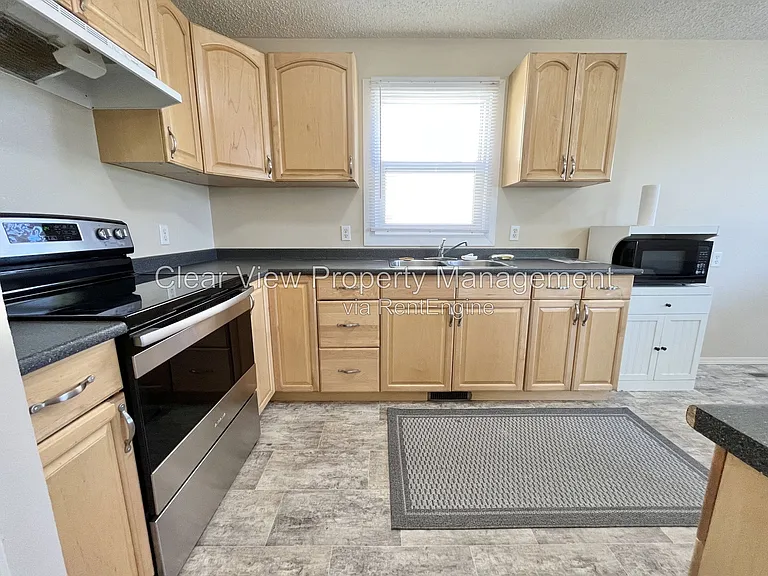 14 Princeton Cres W — Photo 11