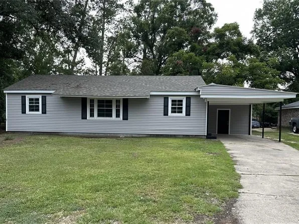 105 Rosewood Cir, Hammond, LA 70401