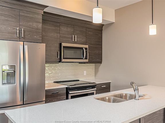 5th image of 5840 Newman Blvd #221